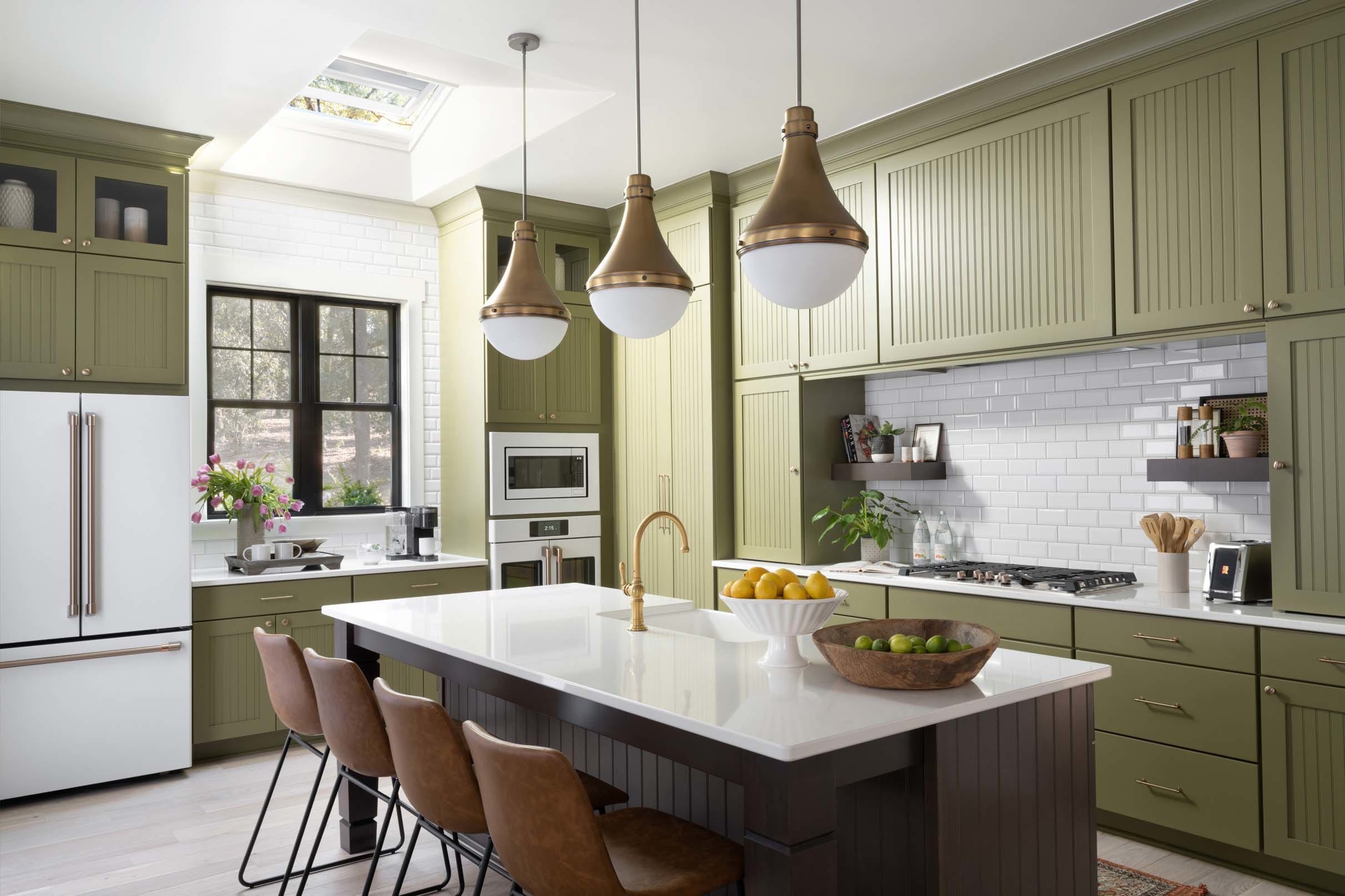 kitchen-skylight-open-white-green-brass_TMB